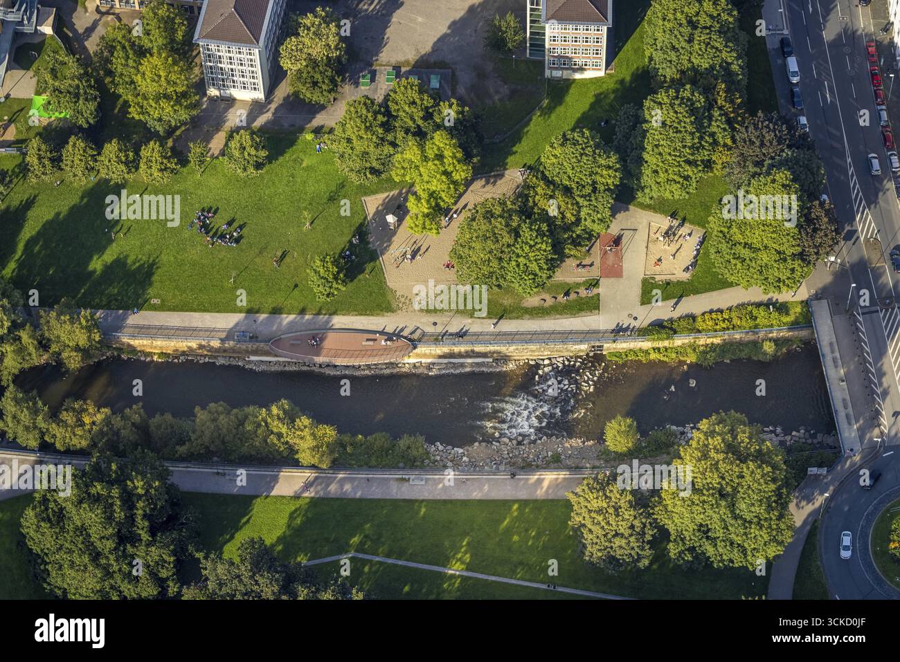 Spielplatz am Ricarda-Huch-Gymnasium – Bild 2
