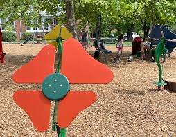 Wintergreen Road Playground – Bild 5