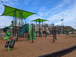 Shamrock Park Playground and Swingset – Bild 6