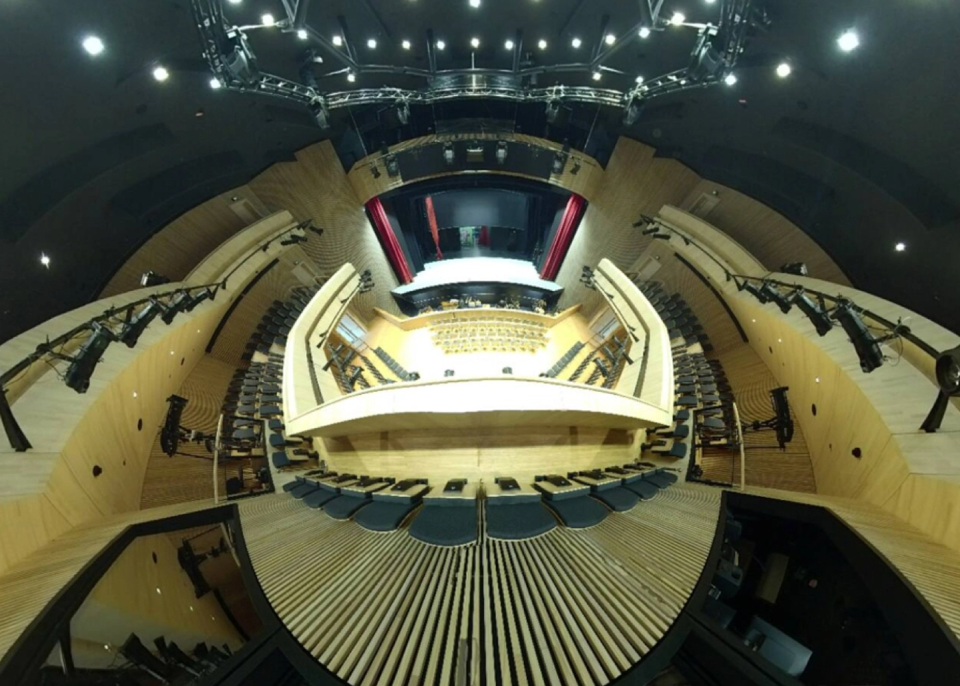 Globe Coburg – Bild 3