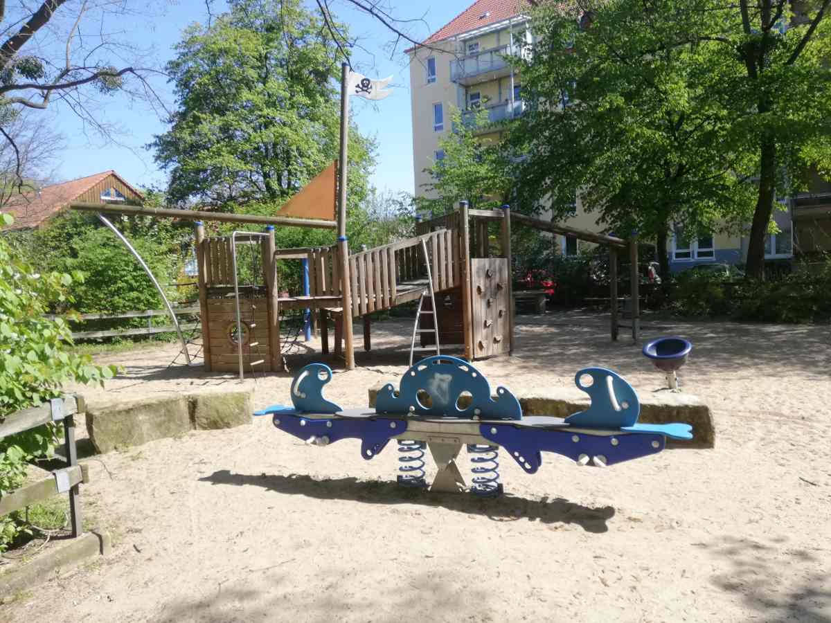 Spielplatz Ungerstraße – Bild 1