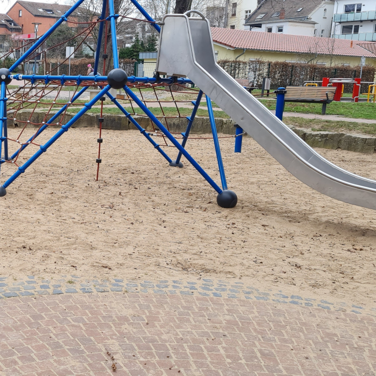 Spielplatz – Bild 3