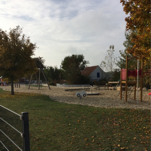 Spielplatz – Bild 2