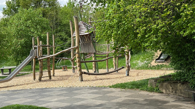 Spielplatz Pflugfelden – Bild 6
