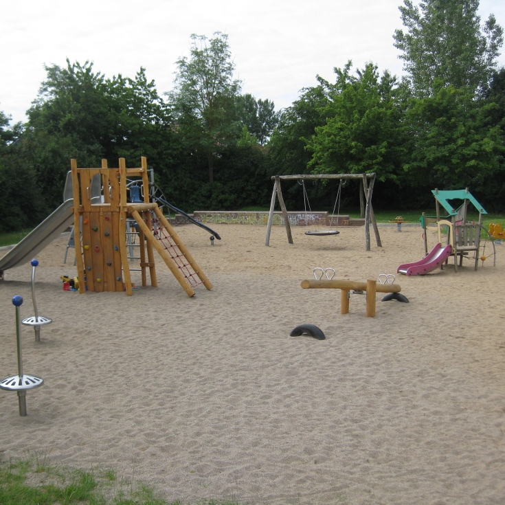 Spielplatz "Wohngebietspark Spielplatz West" – Bild 1
