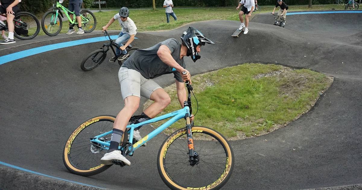 Pumptrack Rheinberg mit Kletterfelsen – Bild 3
