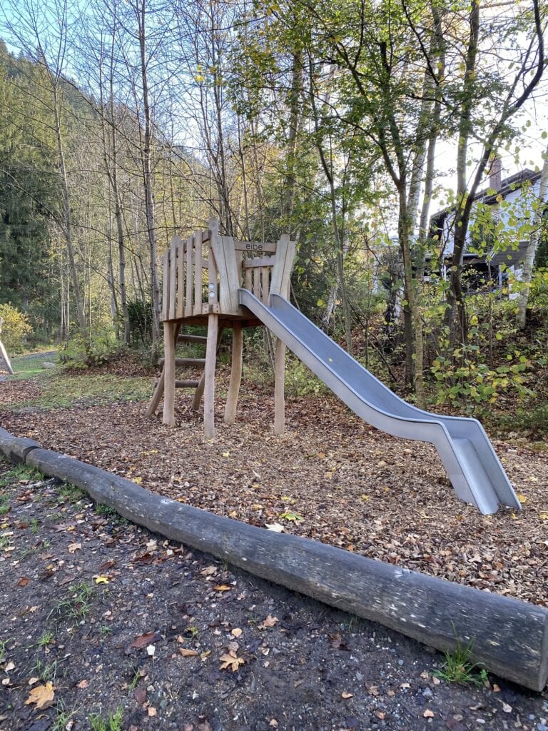 Bergwald-Spiele-Weg Holzerpfad – Bild 5