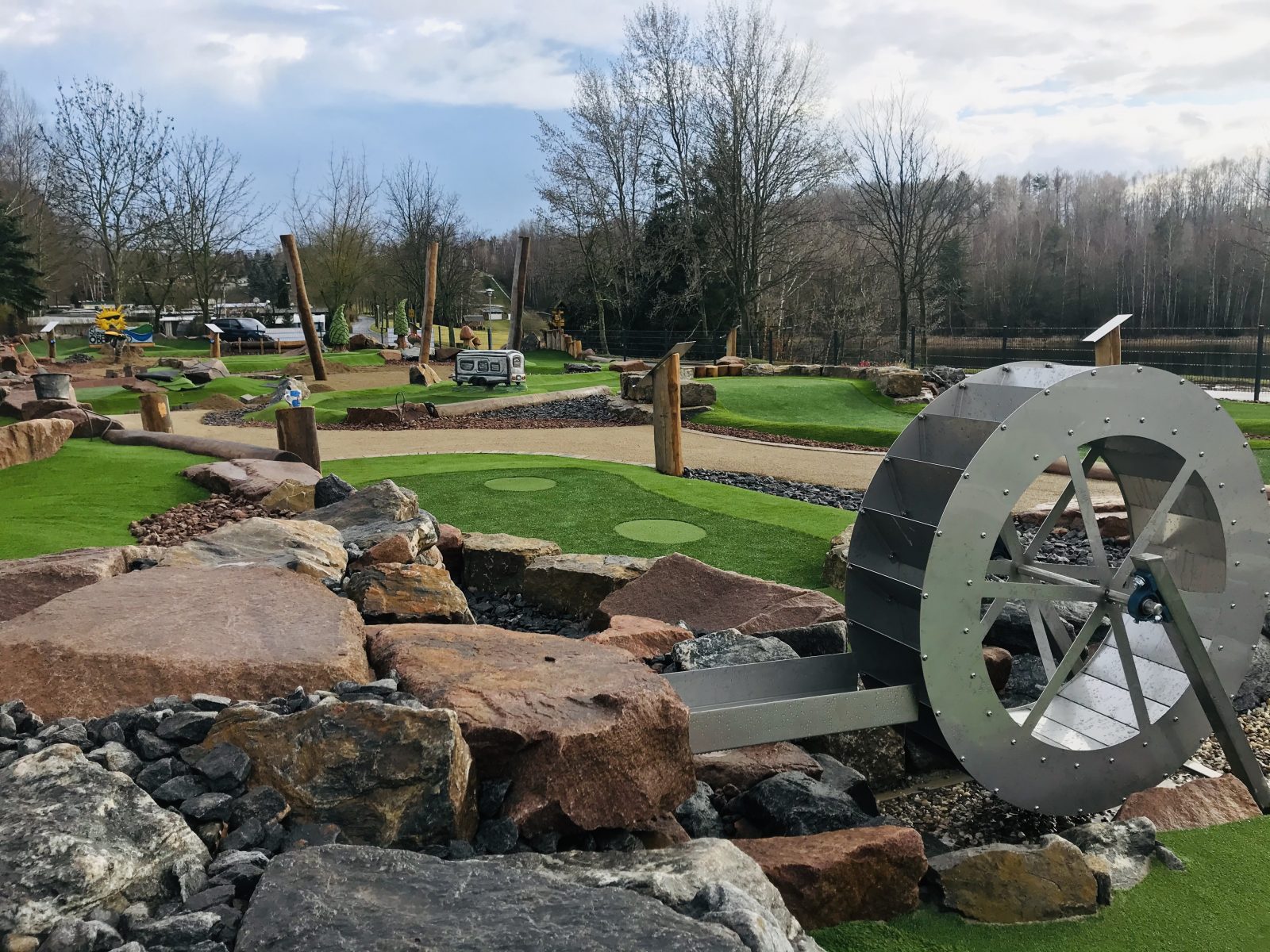 Abenteuer Minigolf Stausee Oberwald – Bild 2