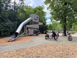 Parc de jeux – Bild 6