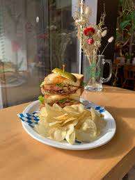 Café Goodluck – Bild 1