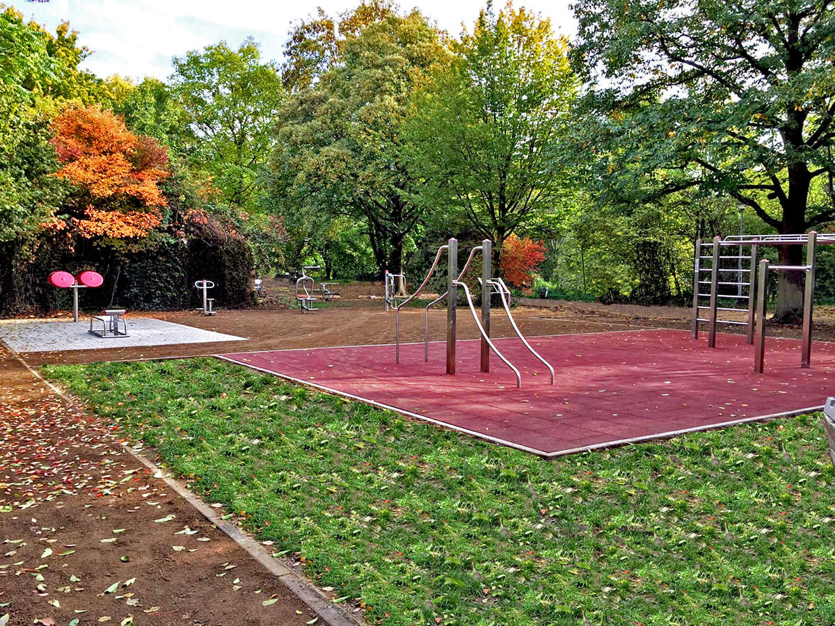 Spielplatz – Bild 1