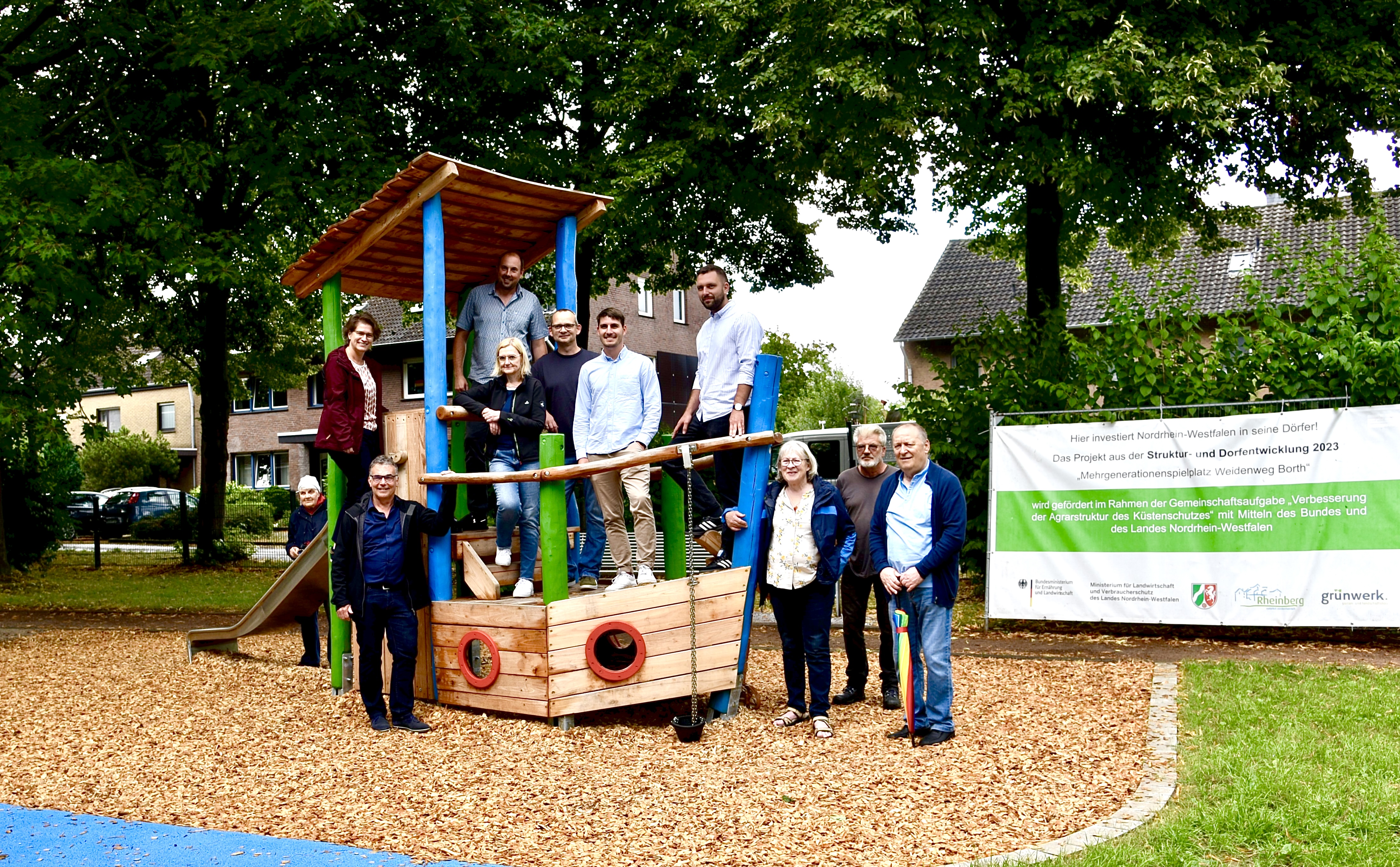 Spielplatz – Bild 1