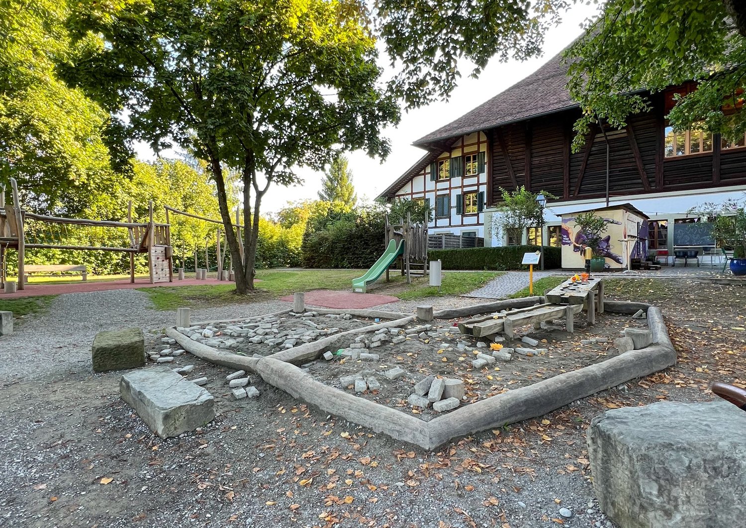 Spiel- und Balancierplatz – Bild 2