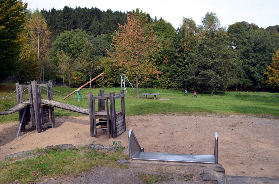 Spielplatz Stralsunder Weg – Bild 1