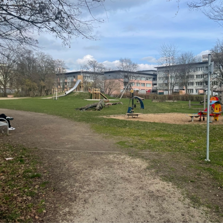 Spielplatz Kaiser-Heinrich-Straße – Bild 2