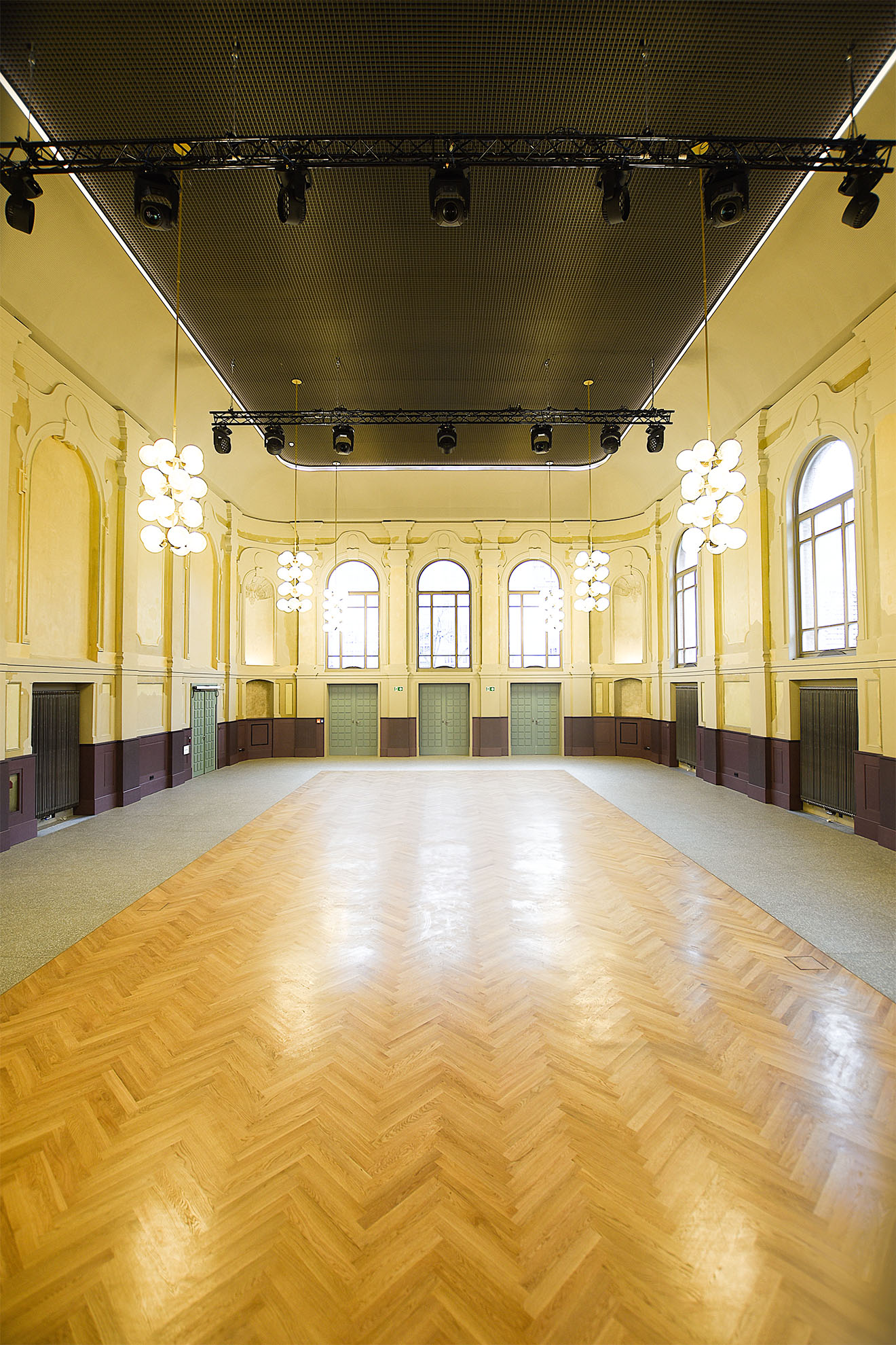 Bildungs- und Kulturzentrum Peter Edel – Bild 2