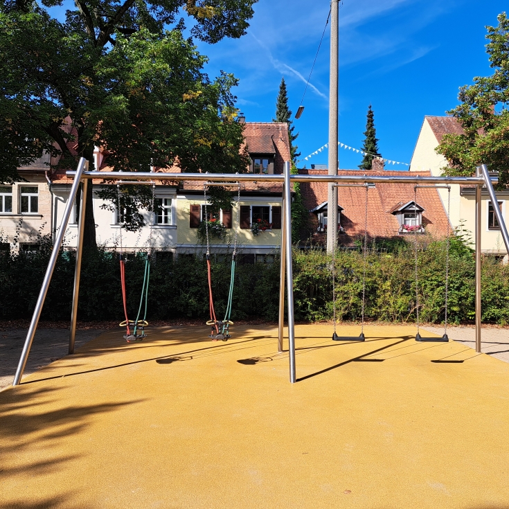 Spielplatz Theaterplatz – Bild 2