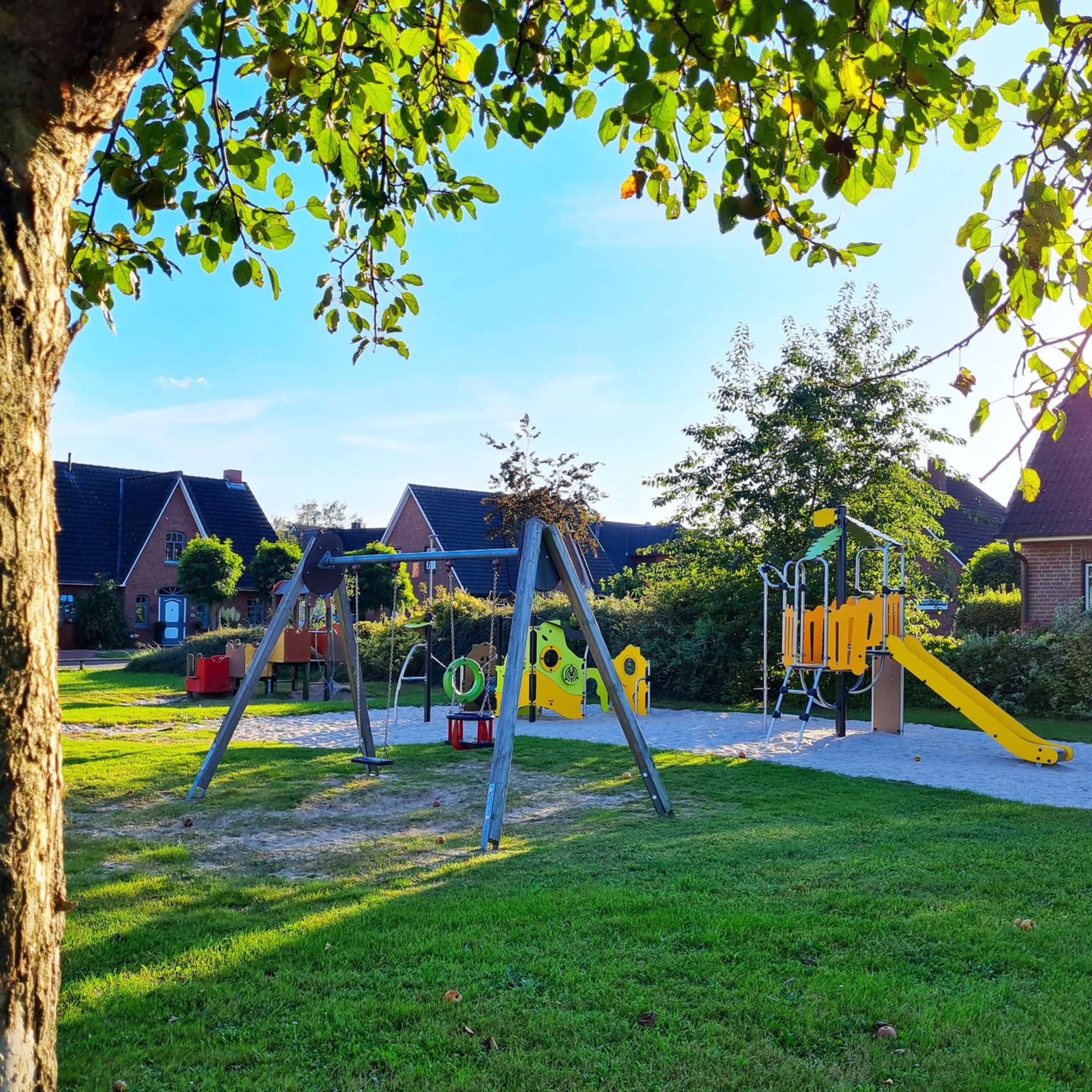 Spielplatz Roggenkamp – Bild 1