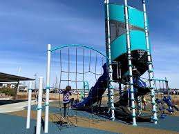 Elsa’s Tower Playground – Bild 4