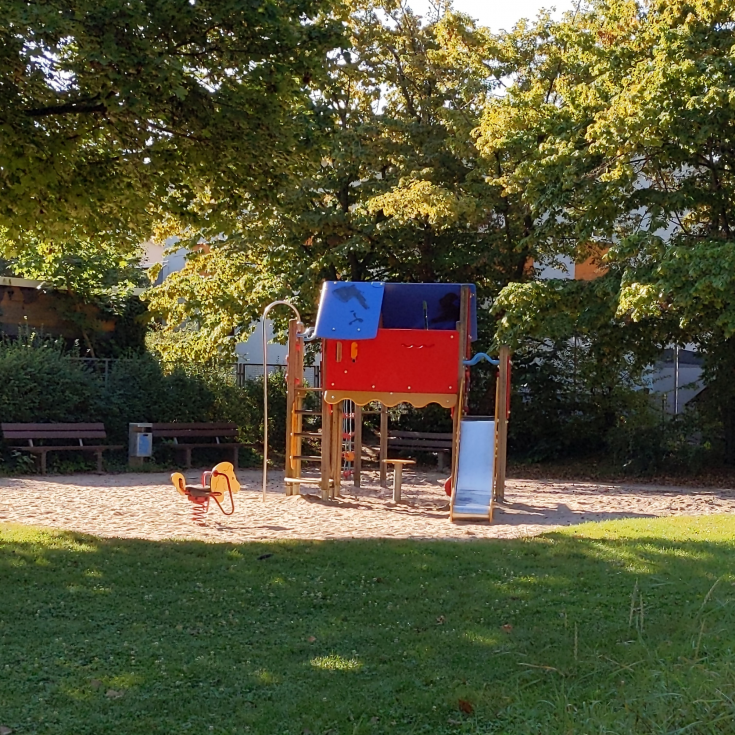 Spielplatz – Bild 3