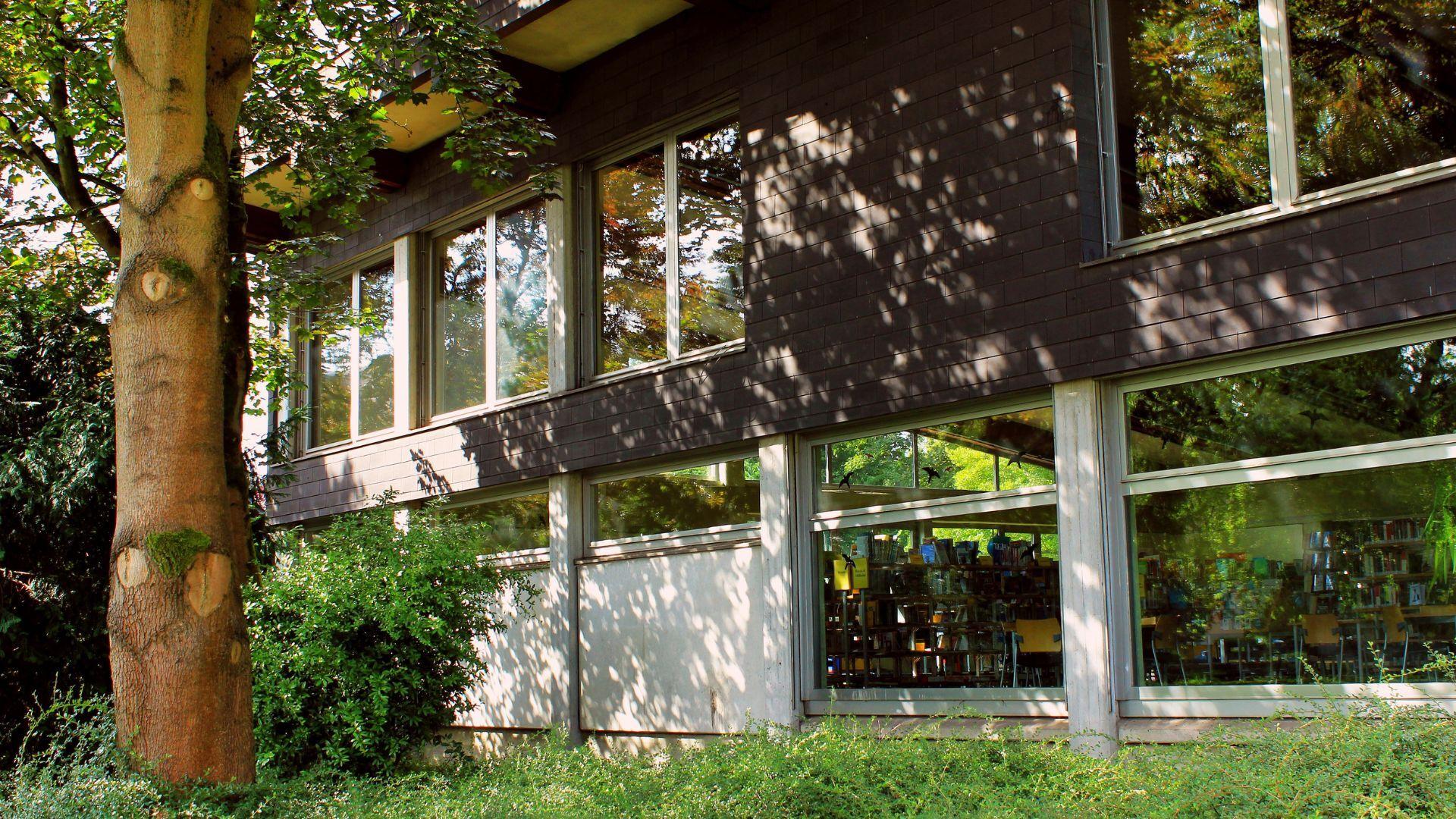 Schul- und Stadtteilbibliothek Speldorf – Bild 1