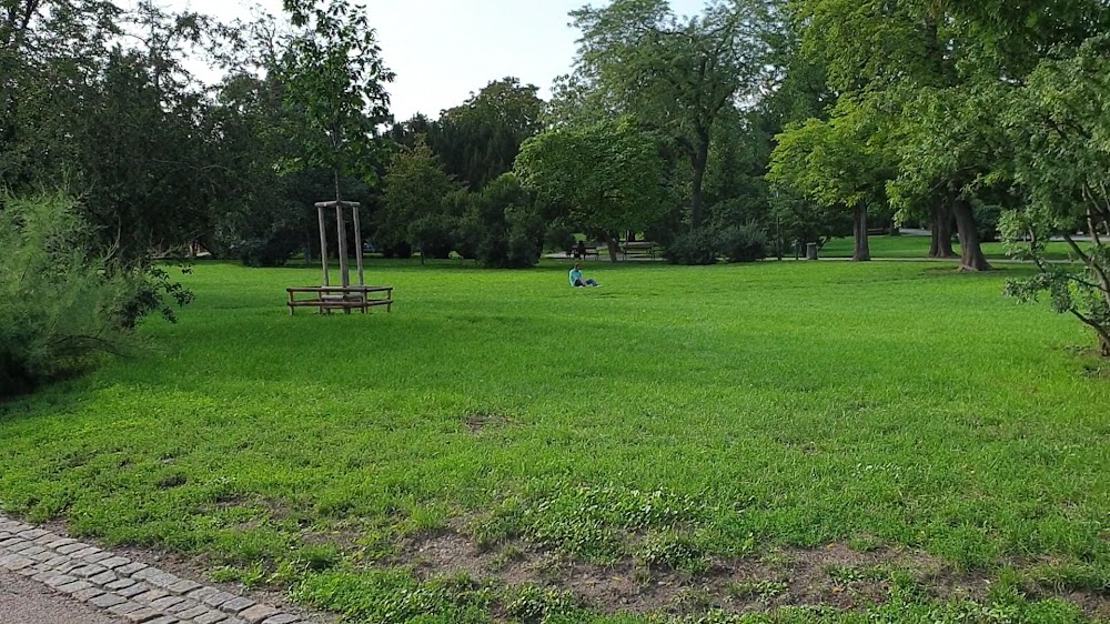 Emmeringer Hölzl, Park – Bild 4