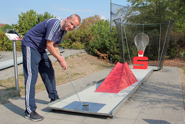 Minigolfanlage – Bild 1