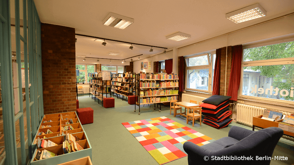 Kurt-Tucholsky-Bibliothek – Bild 2