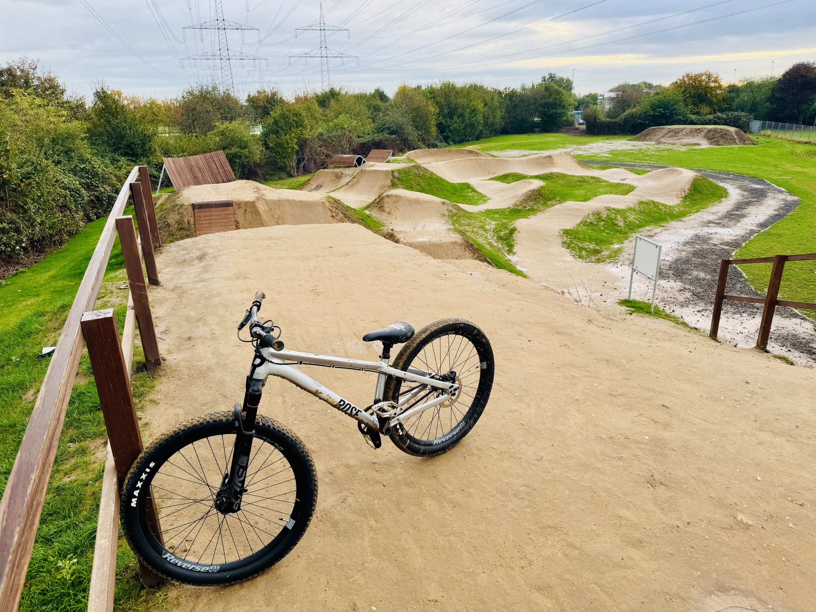 Dirtpark Pulheim | by Schanzenwerk – Bild 1