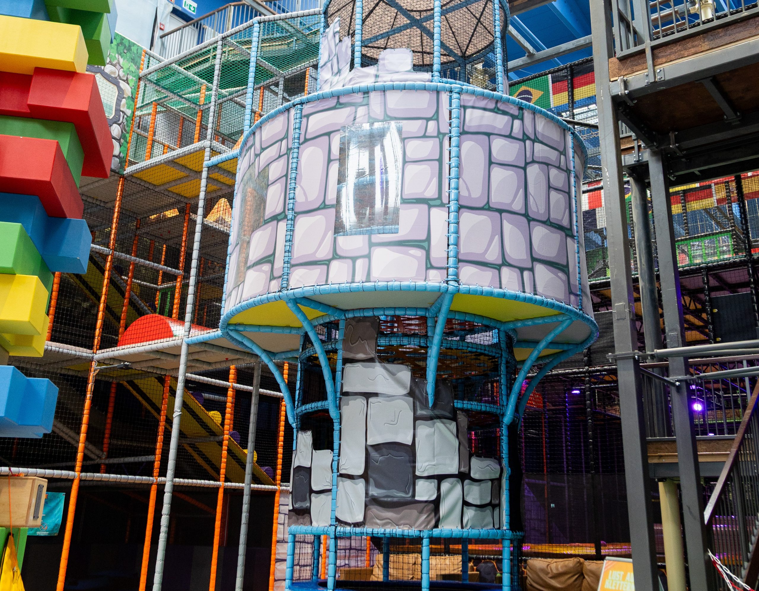 Funtasy World Rödental - Indoor-Freizeitpark I Lasertag I TrampolinArea uvm. – Bild 3