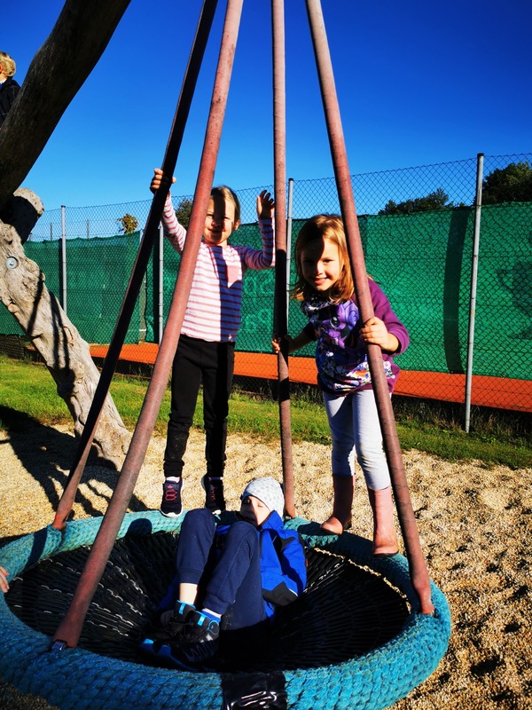 Würmchen-Spielplatz – Bild 3