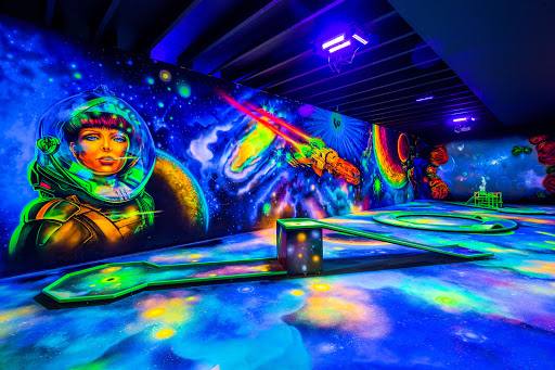 4D Schwarzlicht Minigolf Kiel – Bild 4