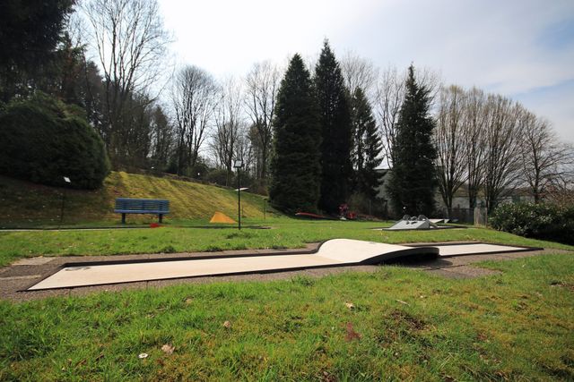 Minigolf am Jugendzentrum – Bild 4