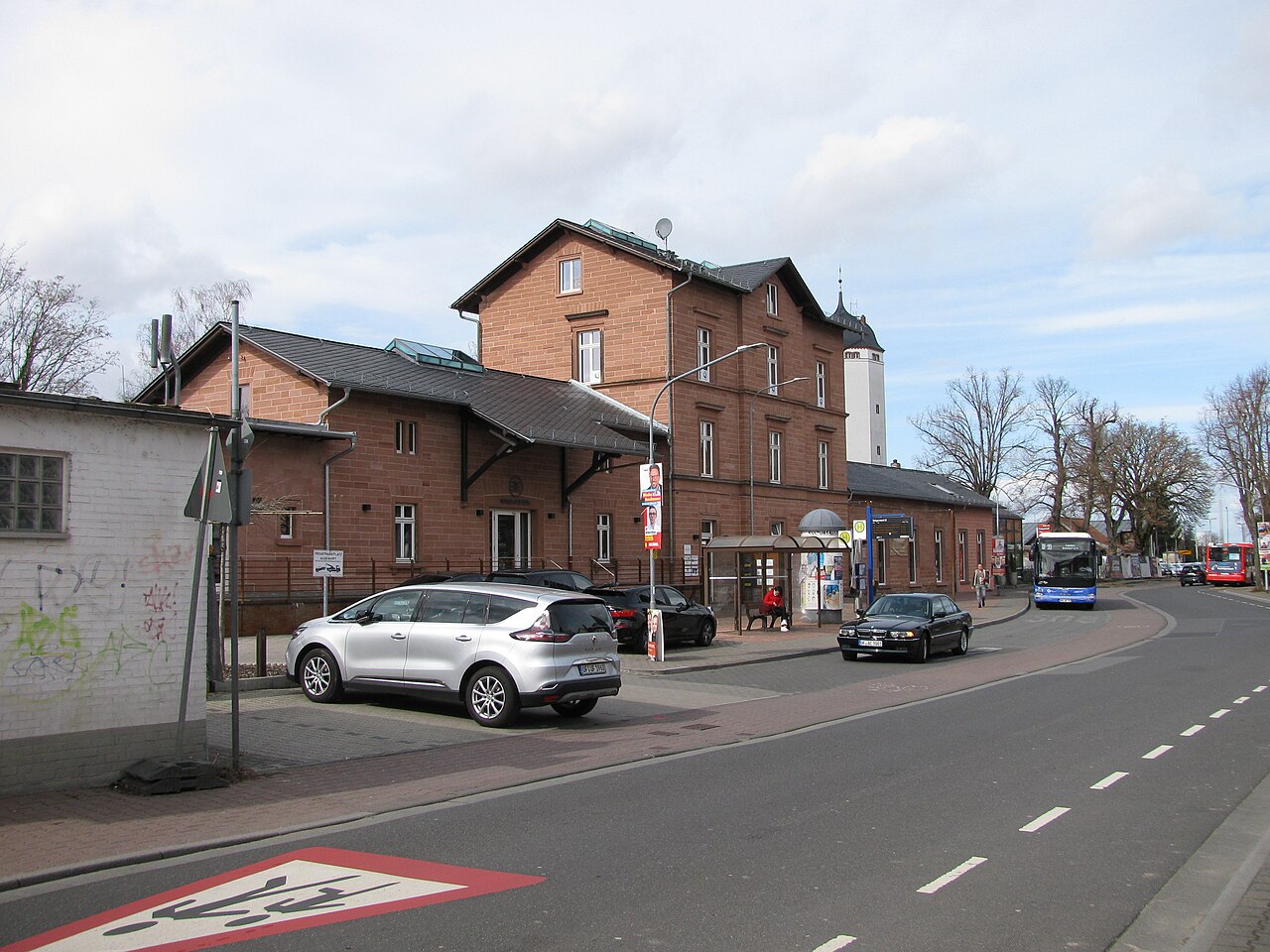 Seligenstadt Bahnhof – Bild 1
