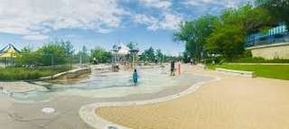 Alexander MacGillivray Splash pad and Park, Stonebridge – Bild 1