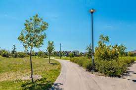 Alexander MacGillivray Splash pad and Park, Stonebridge – Bild 4