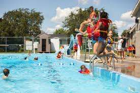 Piscine Saint-Edmond et Barboteuse – Bild 1