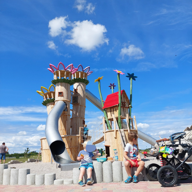 Spielplatz – Bild 2