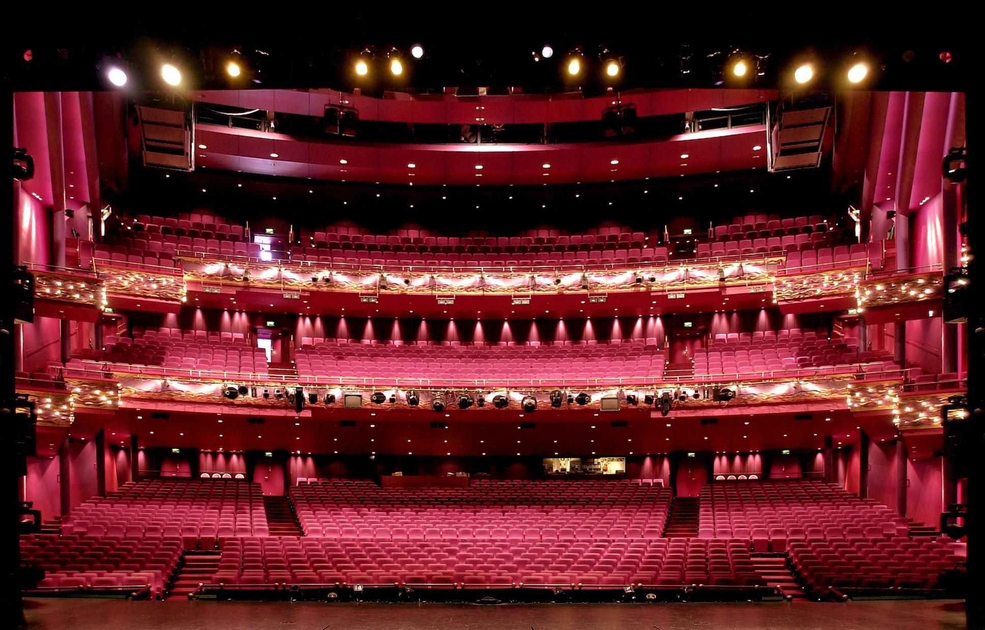 Theater in der Nussschale – Bild 1