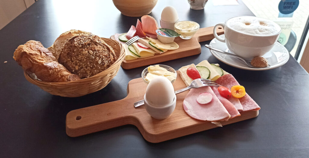 Roland Café im Roland Ärztehaus – Bild 4