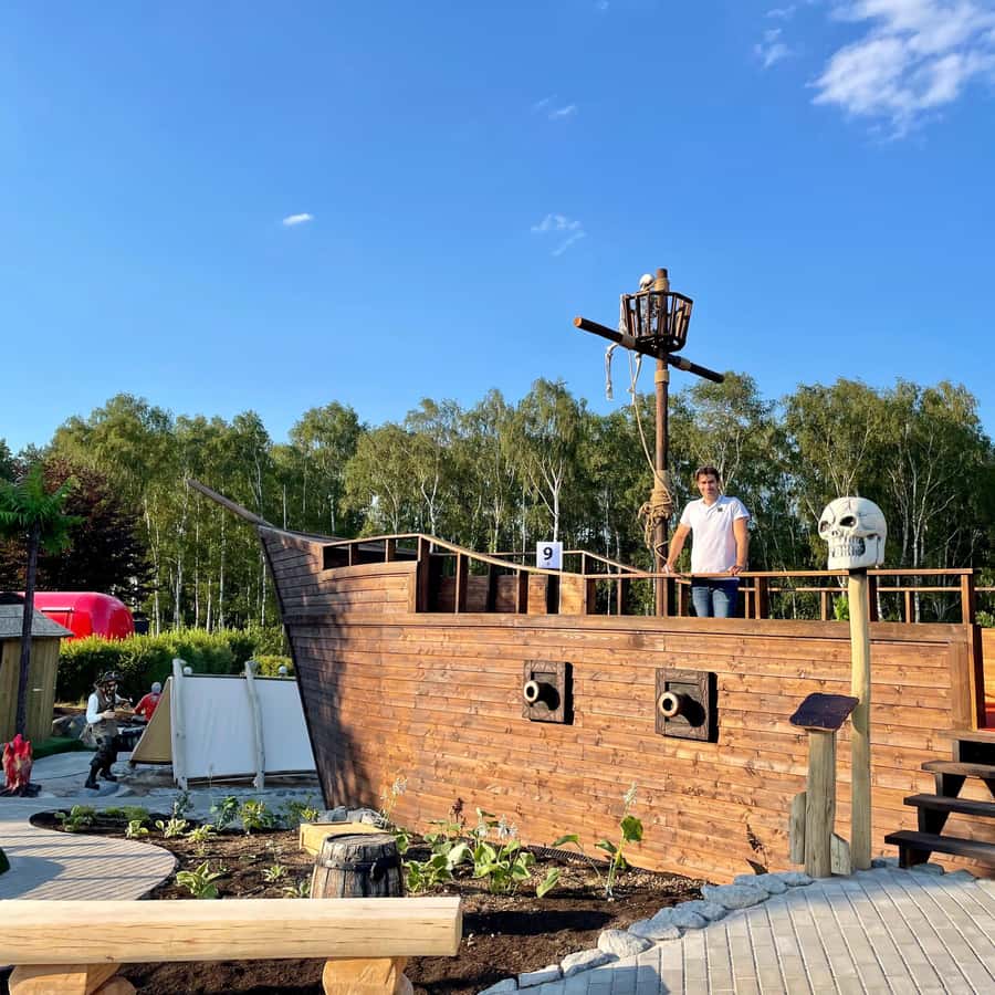 Adventure Minigolf Berlin "Pirate´s Island" – Bild 2