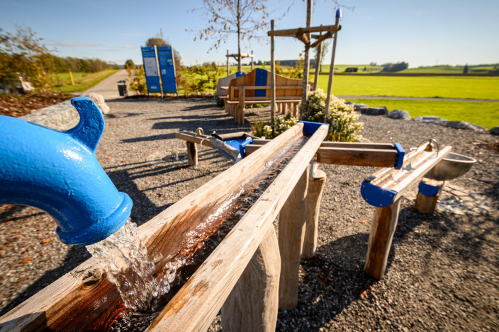 Station "Wasser" - Erlebnisweg auf dem ehemaligen Bahndamm – Bild 1