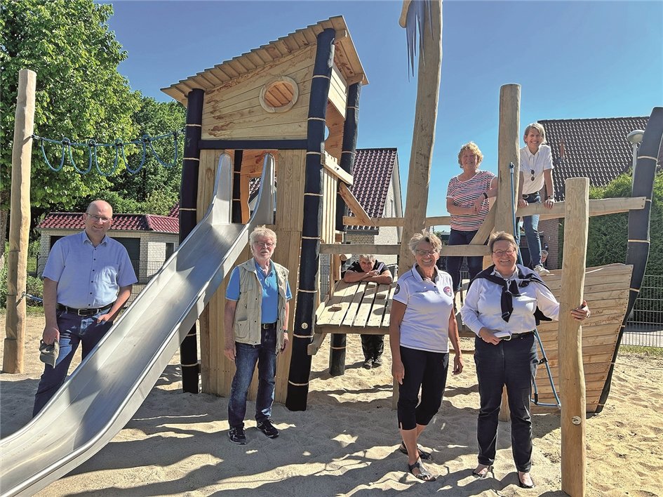 Spielplatz – Bild 1