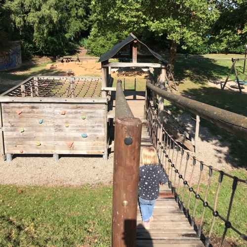 Abenteuerspielplatz – Bild 1