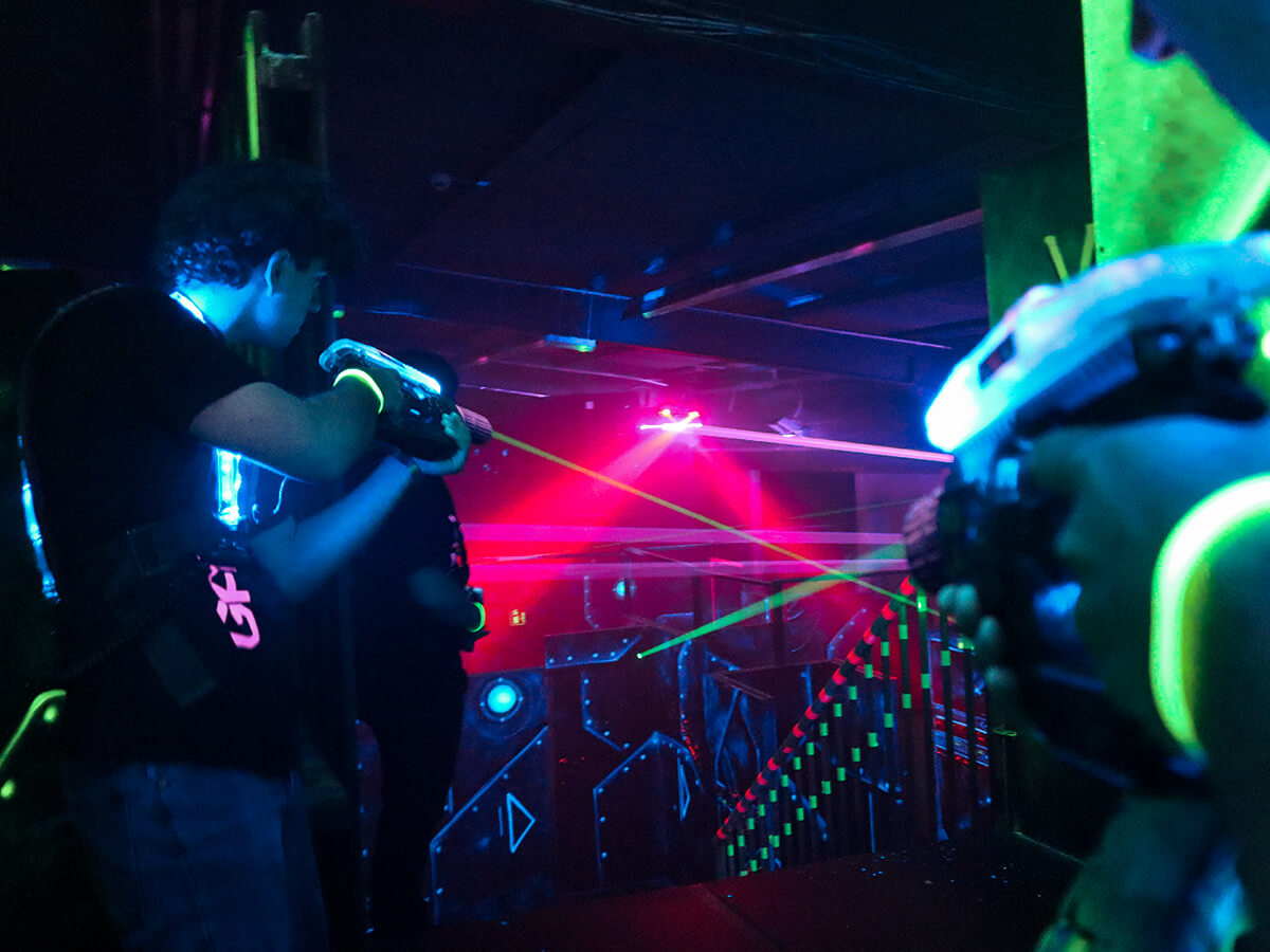 GATE99 Lasertag / Schwarzlicht Minigolf Mannheim – Bild 2