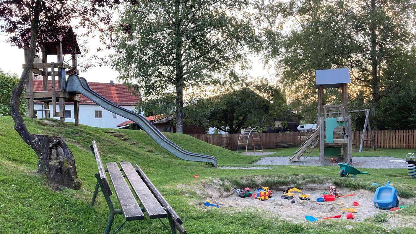 Spielplatz - Ignaz-Günther-Straße – Bild 1