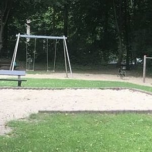 Spielplatz – Bild 2
