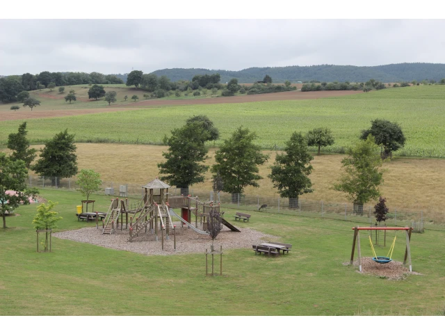 Kinderspielplatz – Bild 1