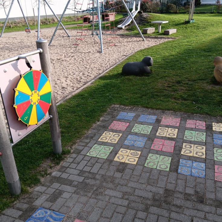 Kösliner Straße Spielplatz – Bild 3