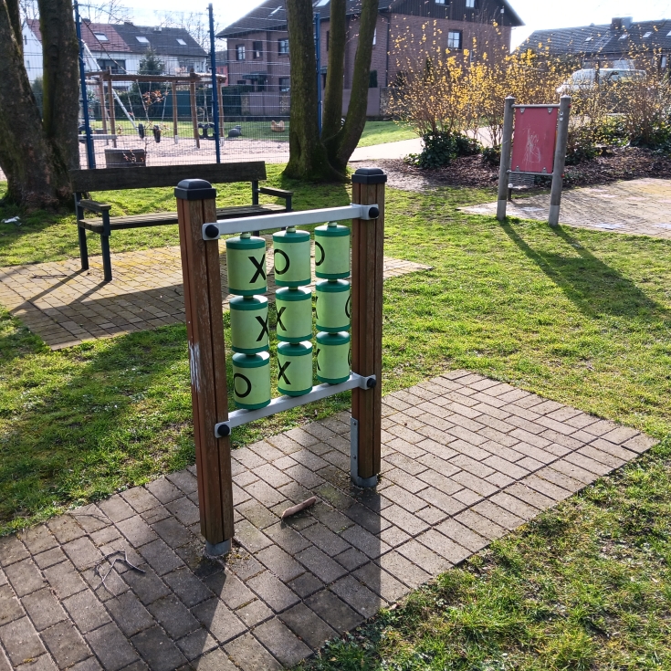 Kösliner Straße Spielplatz – Bild 5